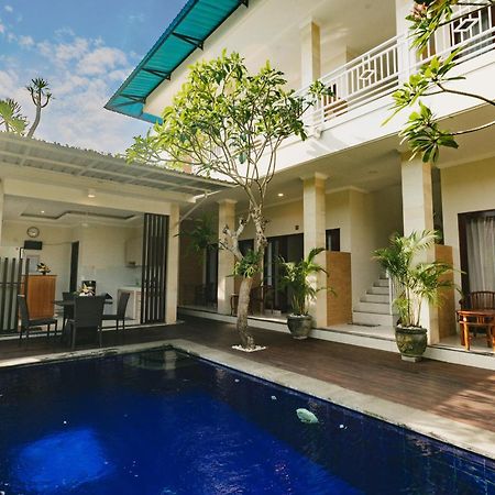 Happy Devi Guesthouse Canggu Dış mekan fotoğraf