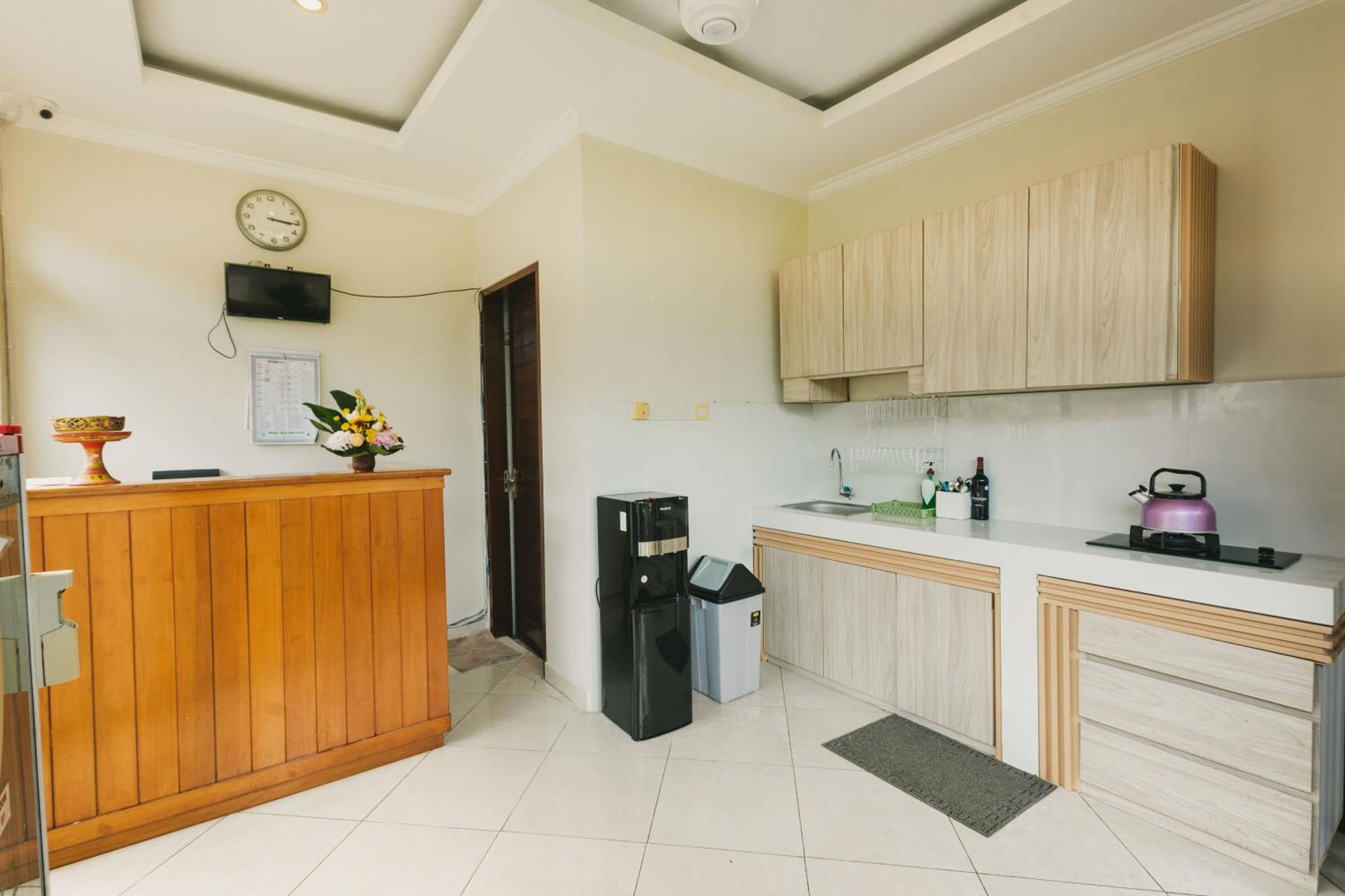 Happy Devi Guesthouse Canggu Dış mekan fotoğraf