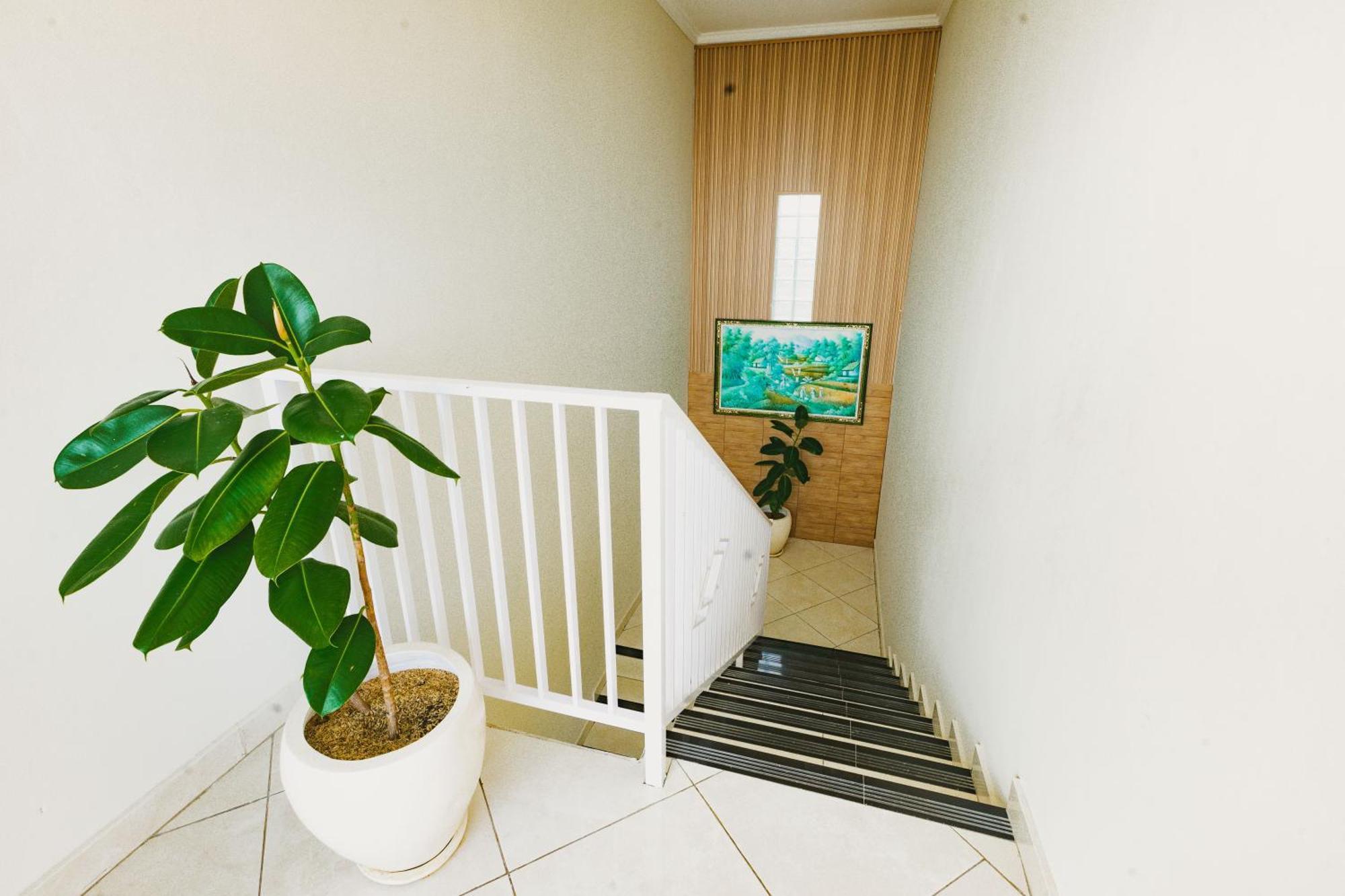 Happy Devi Guesthouse Canggu Dış mekan fotoğraf