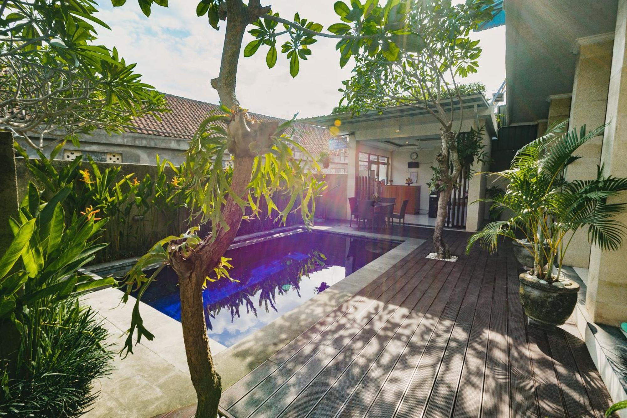 Happy Devi Guesthouse Canggu Dış mekan fotoğraf