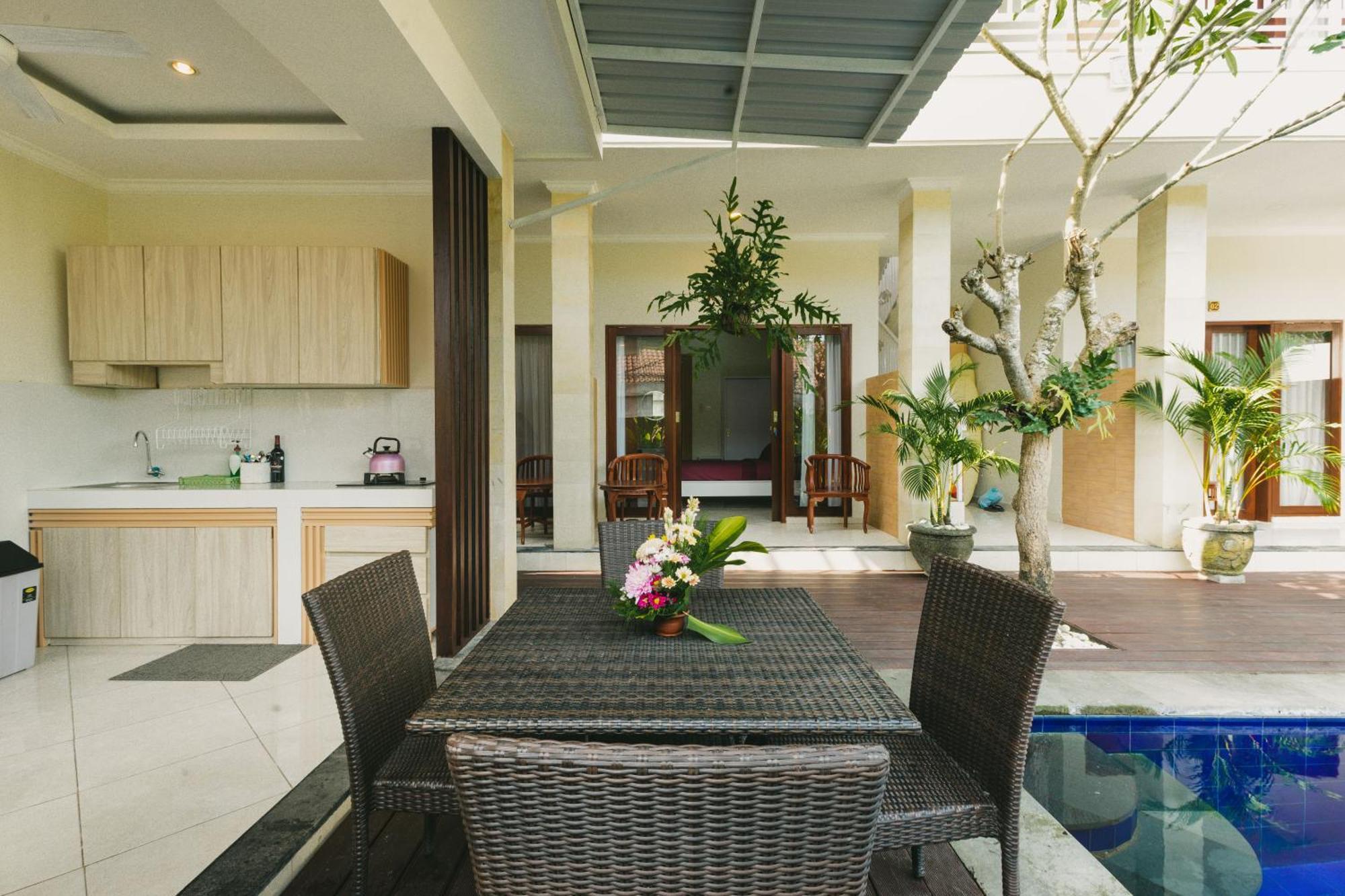 Happy Devi Guesthouse Canggu Dış mekan fotoğraf
