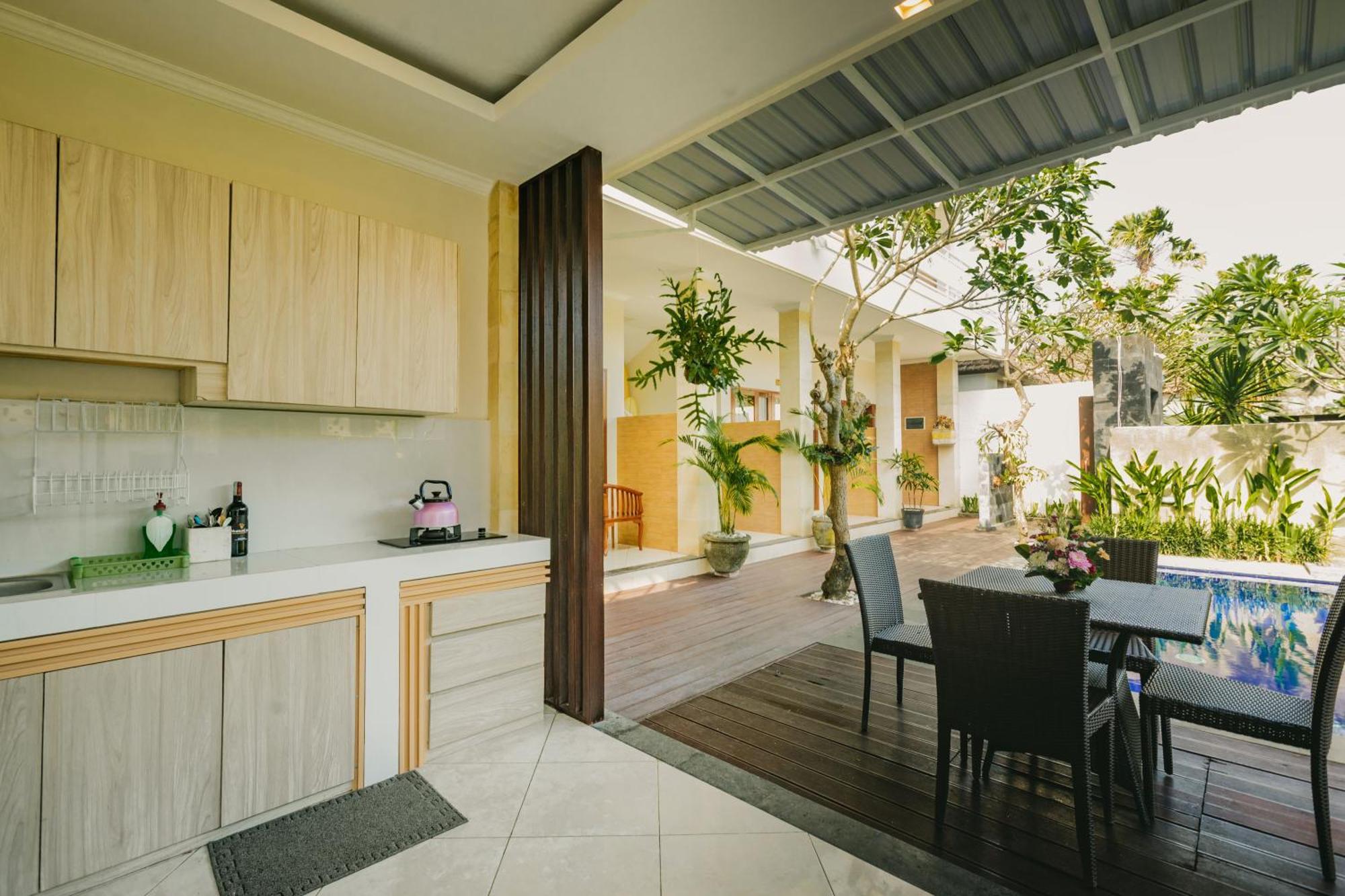 Happy Devi Guesthouse Canggu Dış mekan fotoğraf